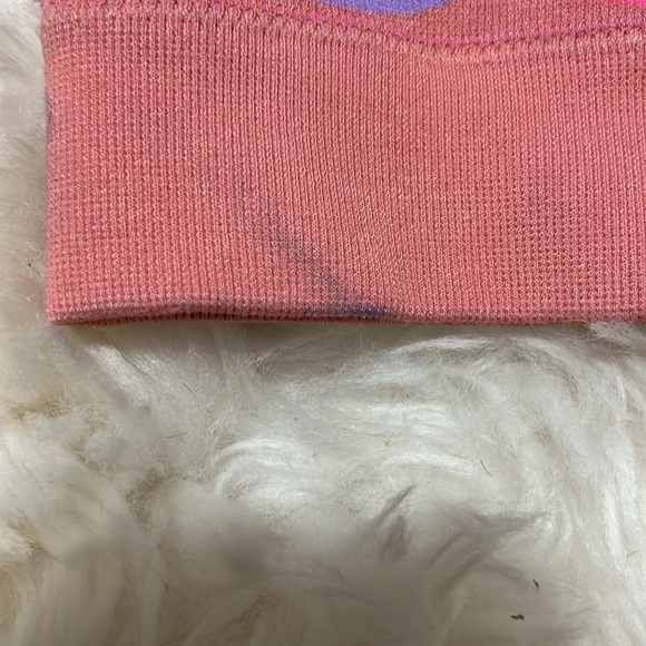 Fabletics Dottie Geo Seamless Bra Pink Rave Geo Multi  Scoop neck medium - Picture 4 of 5